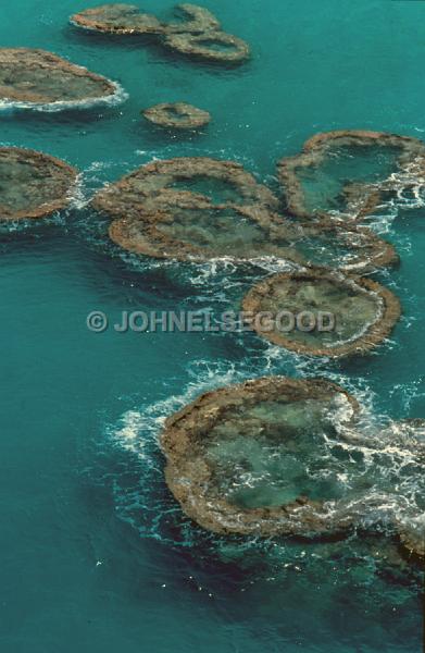 IMG_JE.AIR01.jpg - Aerial Photograph of Reef Boilers on South Shore, off Church Bay, Bermuda