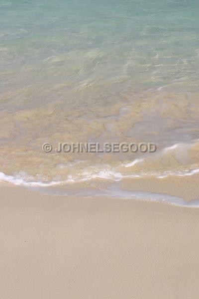 IMG_JE.BAC04.JPG - Water and Pink Sand, South Shore, Beach, Bermuda
