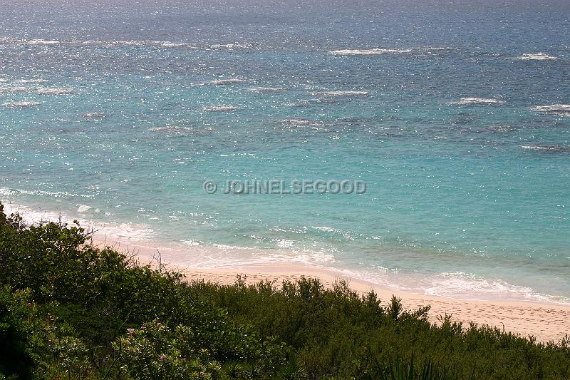 IMG_JE.BE36.JPG - Sunlit water of Warwick Long Bay Beach, South Shore, Bermuda