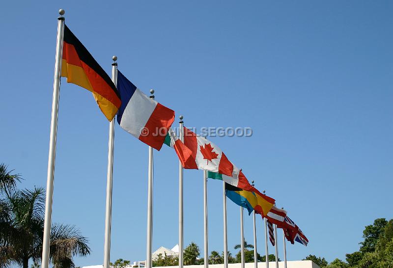 IMG_JE.FLG10.JPG - Flags flying ouside Bacardi International, Bermuda