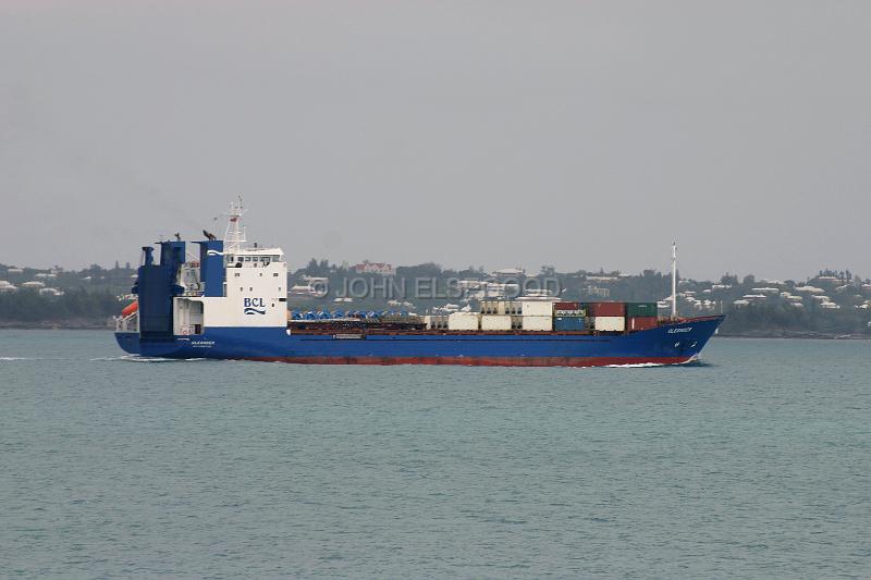 IMG_JE.BCL03.JPG - Container Ship, Oleander, leaving Hamilton, Bermuda