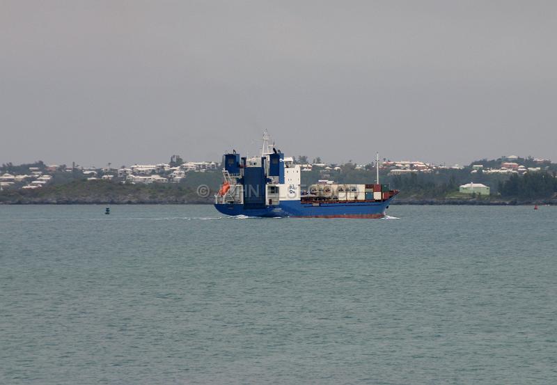 IMG_JE.BCL07.JPG - Container Ship, Oleander, leaving Hamilton, Bermuda