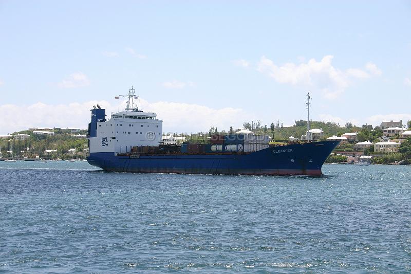 IMG_JE.BCL14.JPG - Container Ship, Oleander, leaving Hamilton, Bermuda