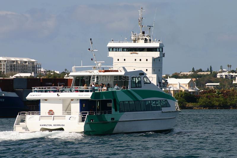 IMG_JE.BO84.jpg - Fast Ferry, Tempest, Hamilton Harbour, Bermuda