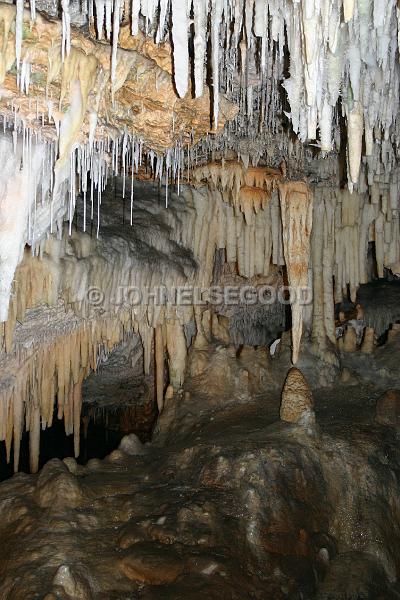 IMG_JE.CAV10.jpg - Stalagmites and Stalagtites, Caves, Bermuda
