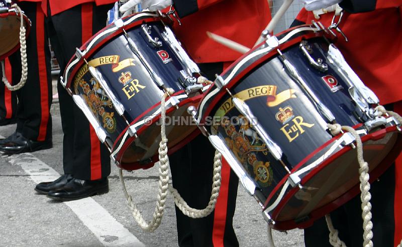 IMG_JE.VD04.JPG - Bermuda Regiment Drums, Front Street Parade, Bermuda