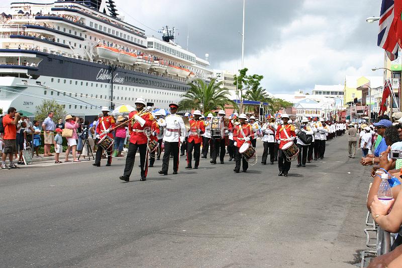 IMG_JE.VD06.JPG - Bermuda Regiment, Queens Birthday Parade, Front Street, Bermuda