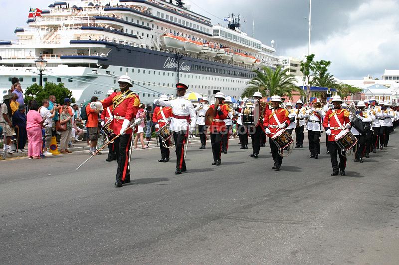 IMG_JE.VD10.JPG - Bermuda Regiment Band, Queens Birthday Parade, Front Street, Bermuda