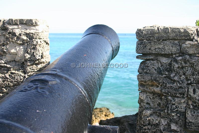 IMG_JE.GF17.JPG - Gates Fort Cannon, St. George's, Bermuda