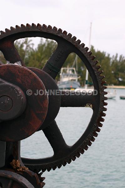 IMG_JE.GR02.JPG - Winch wheel at Ely Harbour Dock, Somerset, Bermuda