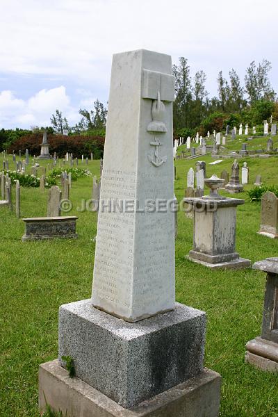 IMG_JE.GRAV11.JPG - War Memorial, Royal Naval Cemetery, Ireland Island, Bermuda