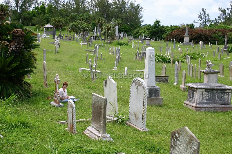 IMG_JE.GRAV12.JPG - Gravestones, Royal Naval Cemetery, Ireland Island, Bermuda