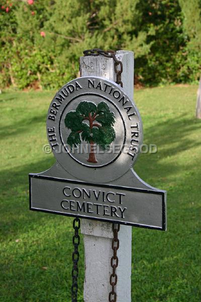 IMG_JE.GRAV39.JPG - Convicts Graveyard Sign, Ireland Island, Bermuda