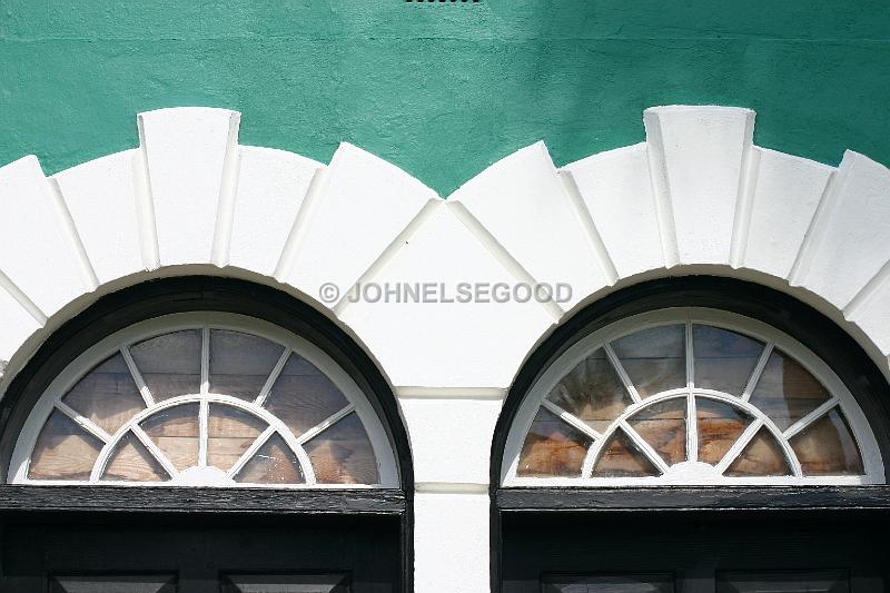 IMG_JE.HAM80.JPG - Windows at Blucks, Front Street, Hamilton, Bermuda