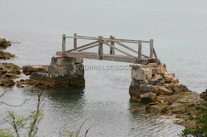 IMG_JE.LP01.JPG - Abandoned bridge, Lagoon Park, Somerset, Bermuda