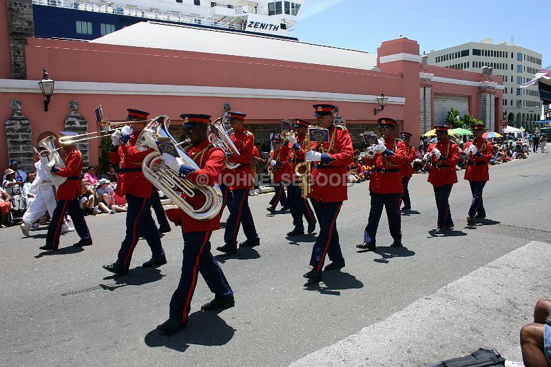 IMG_JE.BDADY100.JPG - Bermuda Day Parade , Bermuda Regiment Band, Front Street, Bermuda