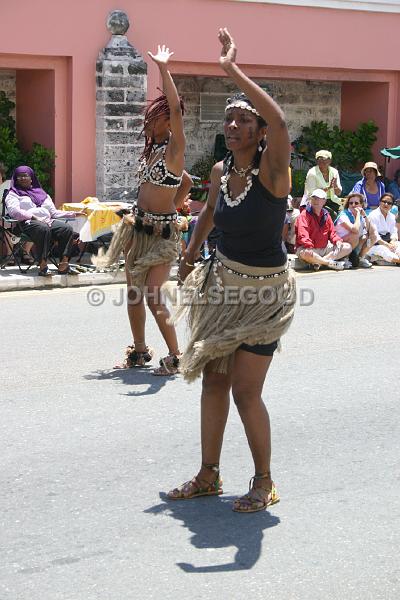 IMG_JE.BDADY107.JPG - Bermuda Day Parade, Dancers, Front Street, Bermuda