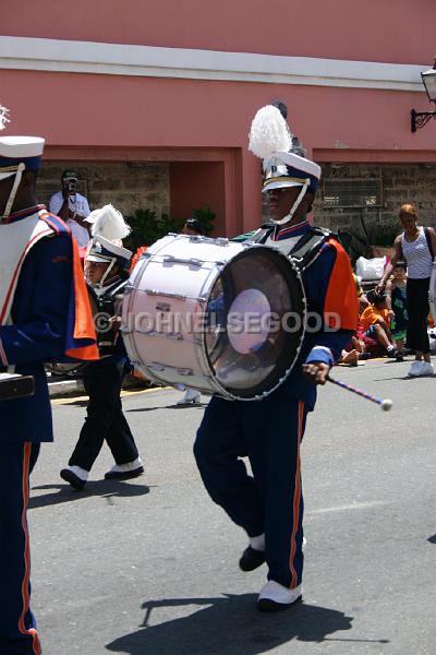 IMG_JE.BDADY120.JPG - Bermuda Day Parade, US College Band, Front Street, Bermuda