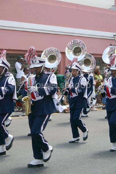 IMG_JE.BDADY138.JPG - Bermuda Day Parade, US College Band, Front Street, Bermuda