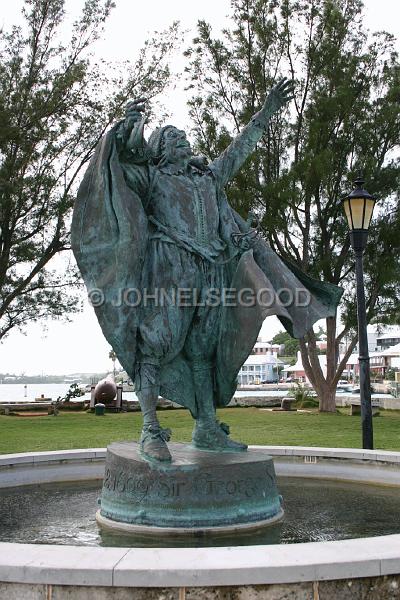 IMG_JE.SG14.JPG - Sir George Somers Statue, Ordnance Island, St. George's, Bermuda