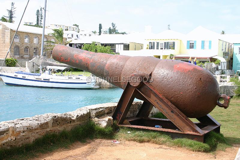 IMG_JE.SG5.JPG - Old Cannon, St. George's, Bermuda
