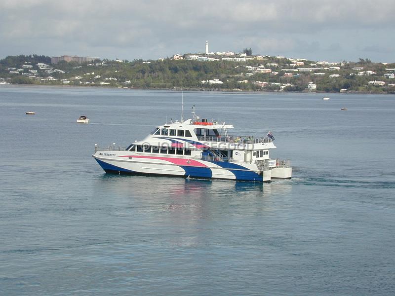 IMG_JE.FE29.JPG - Fast Ferry Serenity in Great Sound, Bermuda