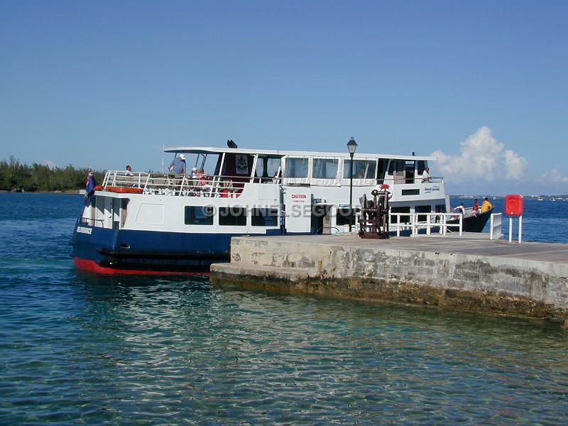 IMG_JE.FE34.jpg - Ferry Deliverance at Boaz Island, Bermuda